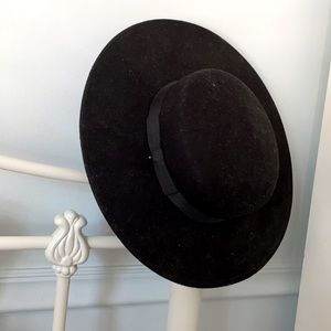 Black wide brimmed witchy sun Hat